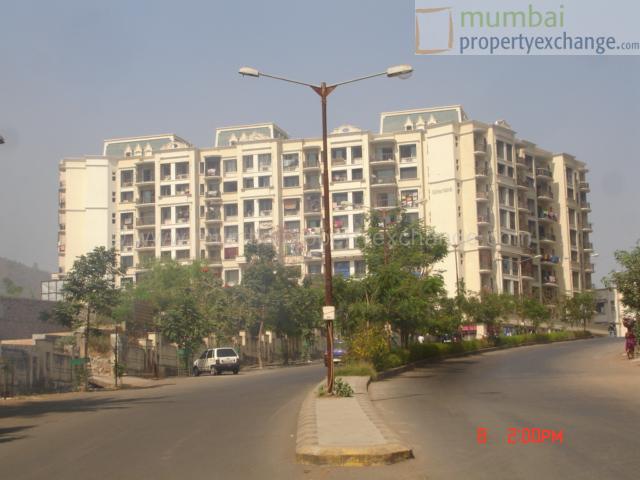 3 BHK Fully Furnished in Silver Birch, Mulund West - Photo 4
