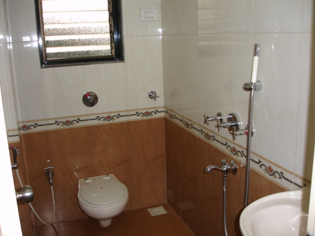 3 BHK Modular Kitchen + Basic Fittin in Safal Twins, Chembur - Photo 4