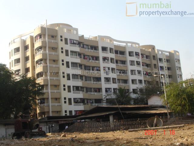2 BHK Fully Furnished in Jeevan Asha, Kandivali West - Photo 5
