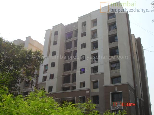 3 BHK in Royal Galaxy, Thane West - Photo 4