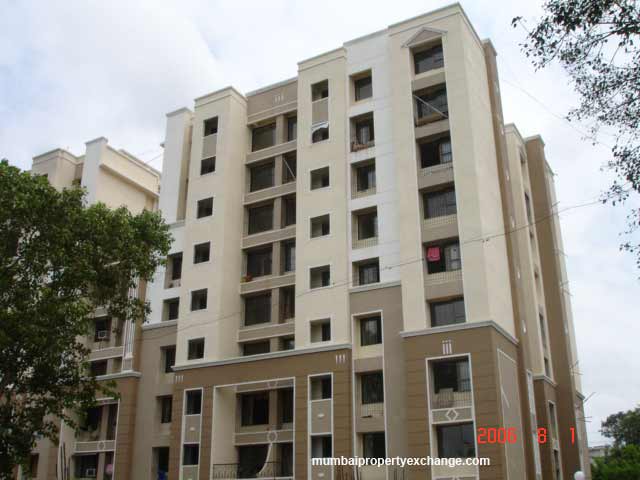 3 BHK in Royal Galaxy, Thane West - Photo 3