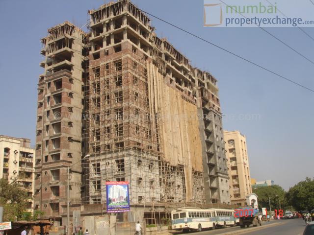 2 BHK in Govardhan Nagar, Kandivali West - Photo 6