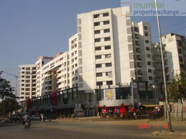 2 BHK Fully Furnished in The Breezy Corner, Kandivali West - Photo 6