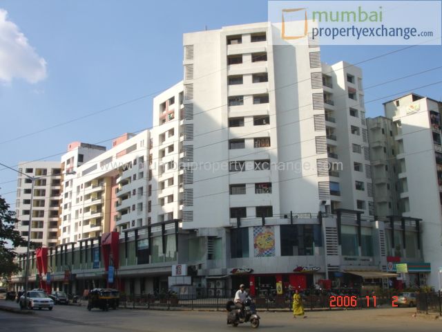 2 BHK Fully Furnished in The Breezy Corner, Kandivali West - Photo 5