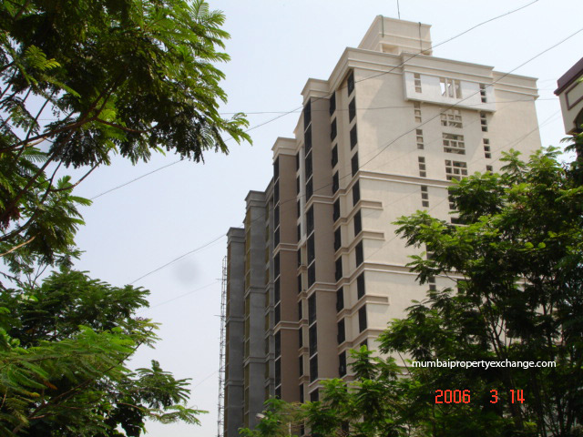 3 BHK Semi-Furnished in Shravan Tarangan, Thane West - Photo 4