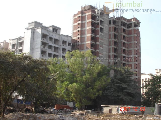 3 BHK Fully Furnished in Runwal Estate, Thane West - Photo 5