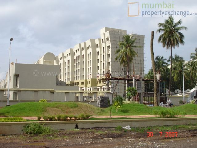 2 BHK Semi-Furnished in Neelkanth Greens, Thane West - Photo 5