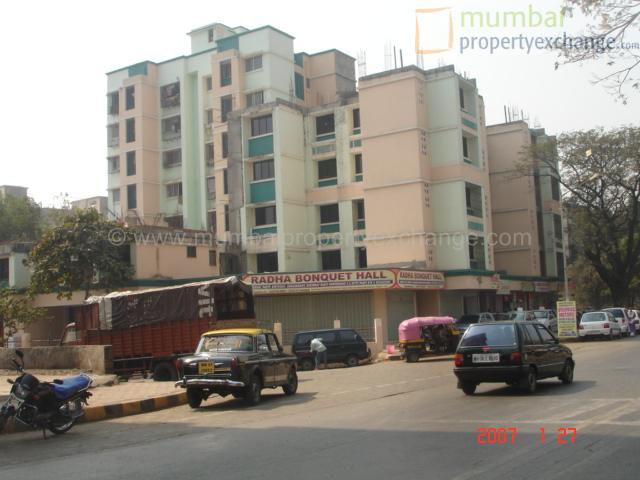 1 BHK Semi-Furnished in Manthan Darshi Complex, Malad East - Photo 4