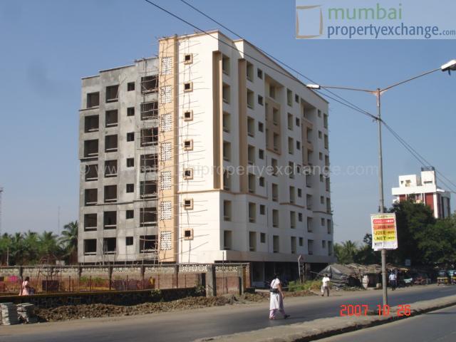 2 BHK in Shree Complex, Borivali West - Photo 4