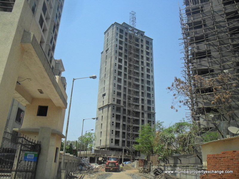 2 BHK Unfurnished in Swastik Park, Bhandup - Photo 5