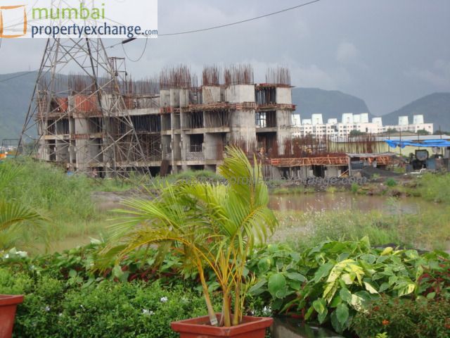 3 BHK Fully Furnished in Lodha Luxuria, Thane West - Photo 3