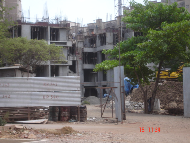 1 BHK in Runwal Pearl, Thane West - Photo 3