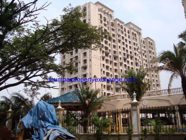 3 BHK Fully-Furnished in Dosti Florentine, Wadala - Photo 4