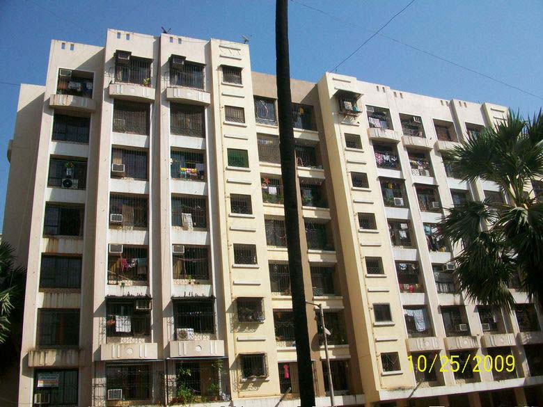 2 BHK Fully Furnished in Blue Empire, Kandivali West - Photo 3
