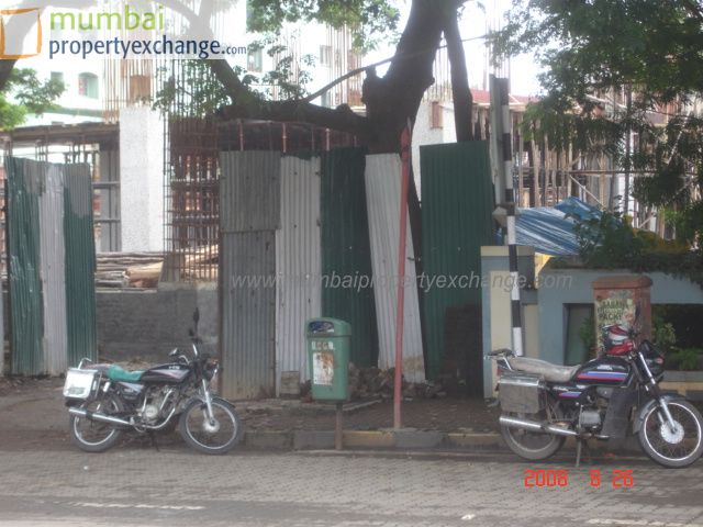 3 BHK in Laxman Tower, Dahisar West - Photo 2