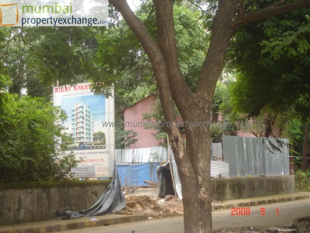 1 BHK in Nirav Apartment, Kandivali East - Photo 2
