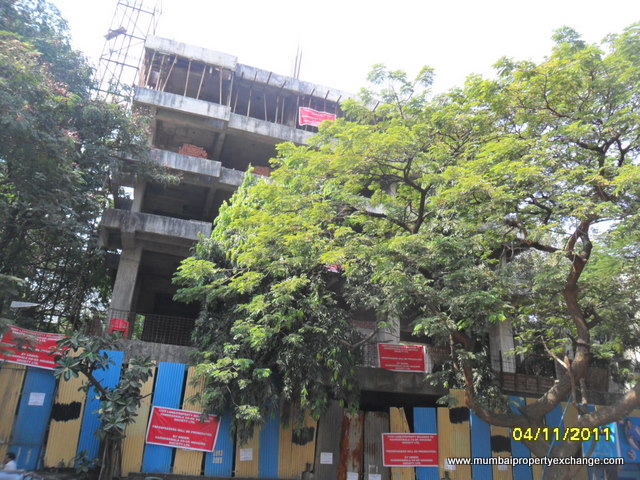 3 BHK Semi-Furnished in Harnes Apartment, Juhu - Photo 4