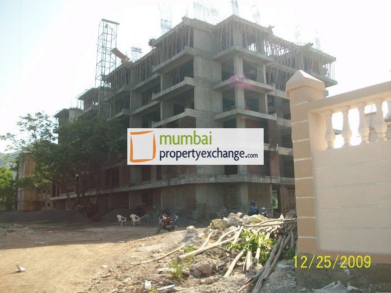 2 BHK Semi-Furnished in Sudarshan Sky Garden, Thane West - Photo 3