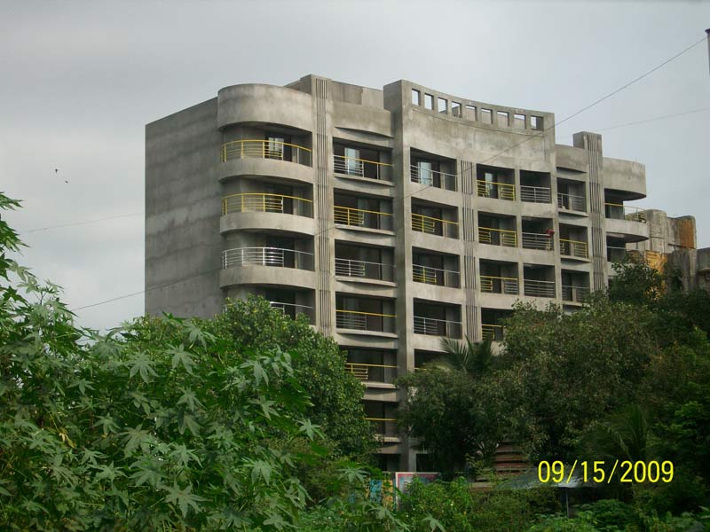 2 BHK in La Classic, Malad West - Photo 5