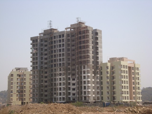 5 BHK in Gaurav Valley Tower, Mira Road - Photo 2