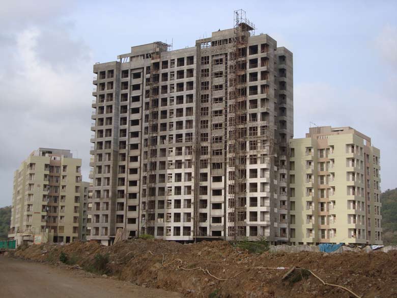 5 BHK in Gaurav Valley Tower, Mira Road - Photo 3