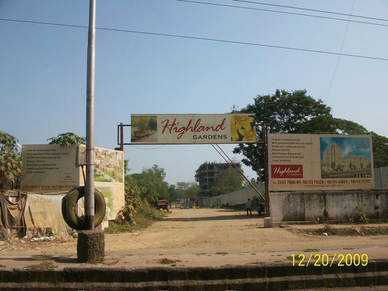 2 BHK Fully Furnished in Highland Gardens, Thane West - Photo 2