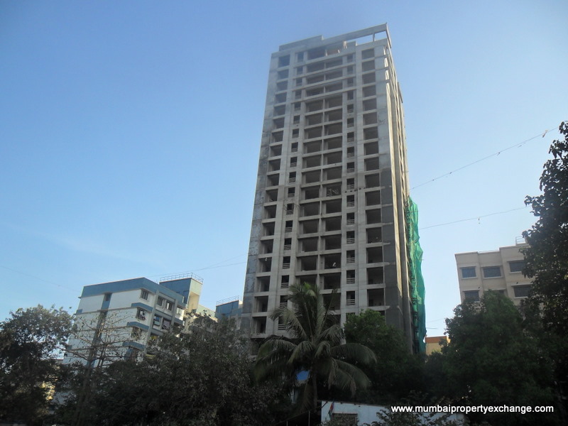 2 BHK Semi-Furnished in Mangal May, Kandivali West - Photo 5