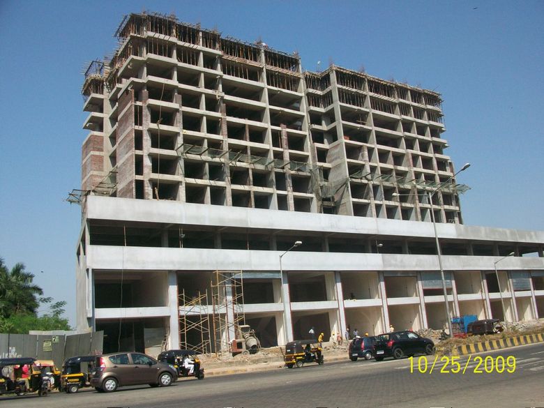 3 BHK Fully Furnished in Kesar Ashish, Kandivali West - Photo 6