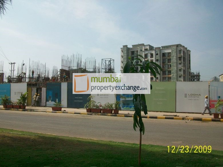 4 BHK Fully Furnished in Lodha Aristo, Thane West - Photo 2