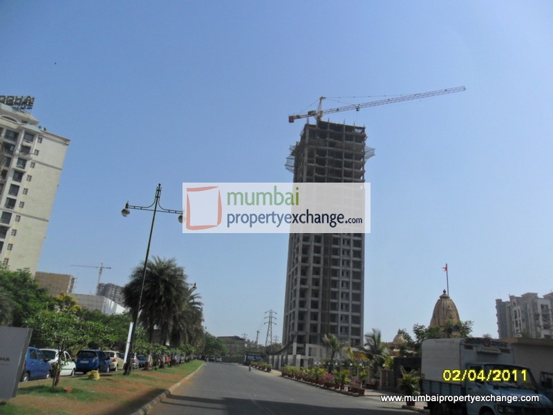 4 BHK Fully Furnished in Lodha Aristo, Thane West - Photo 4