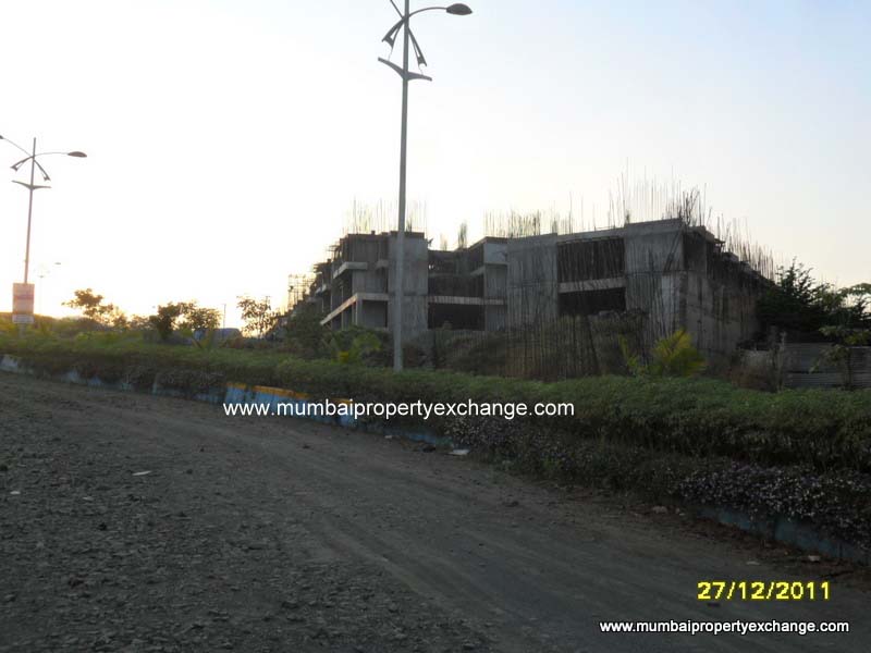 2 BHK Semifurnished in Vihang Hills, Thane West - Photo 5