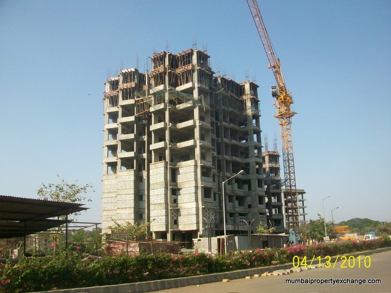 3 BHK in Everest World V Lilac, Thane West - Photo 2
