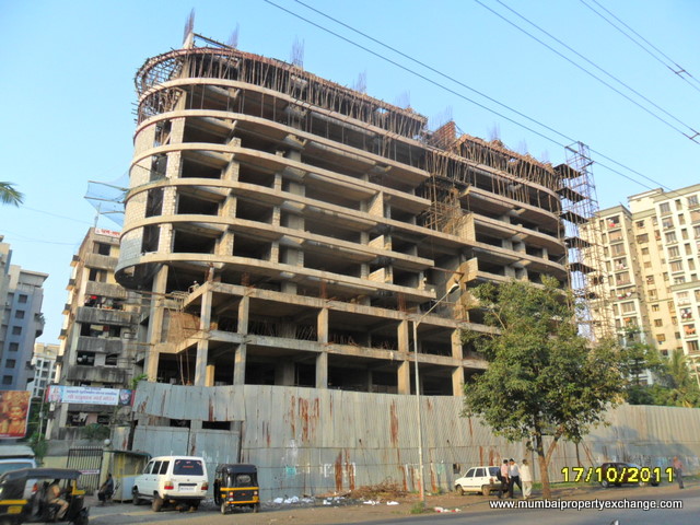 Office in Blue Empress, Kandivali West - Photo 4