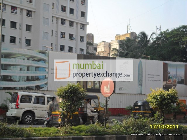 3 BHK Semi-Furnished in Ibis, Kandivali West - Photo 3