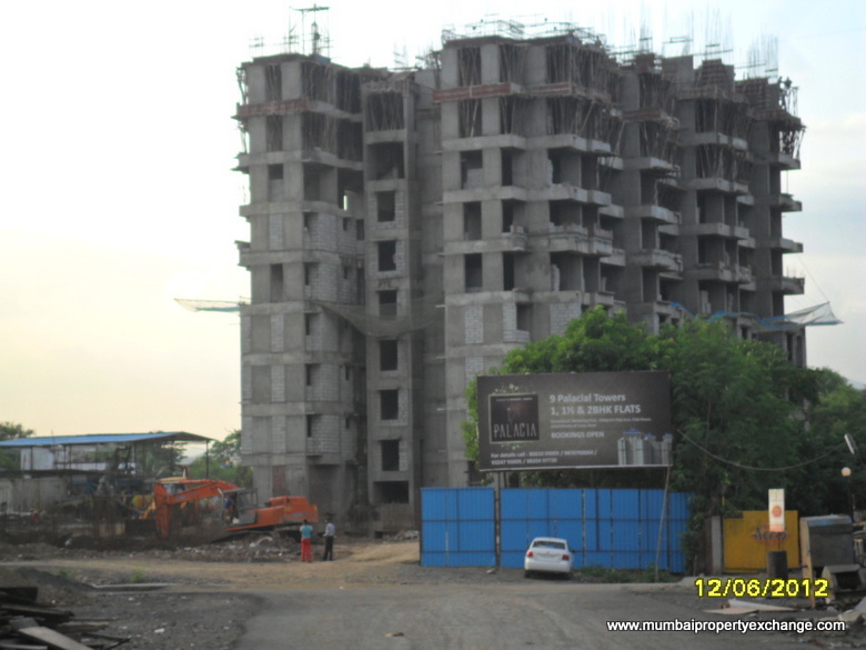 2 BHK in Palacia, Thane West - Photo 3