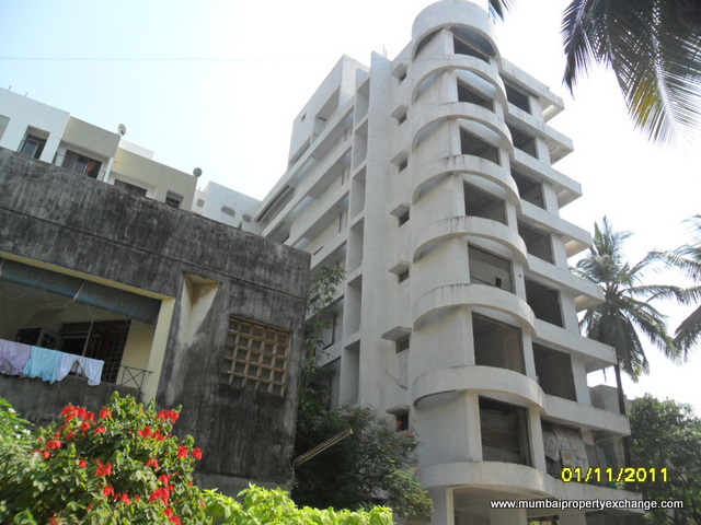 2 BHK in Jeevan Vijay, Andheri East - Photo 2