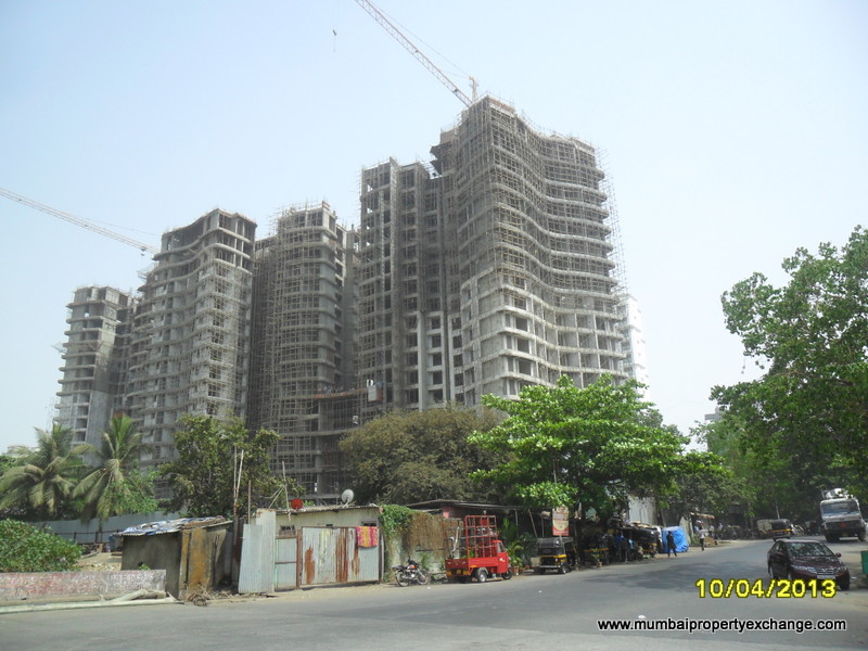2 BHK in Satra Park, Borivali West - Photo 4