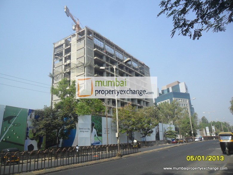 3 BHK Semi-Furnished in Lodha Grandezza Viera, Thane West - Photo 4