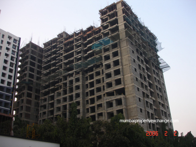 4 BHK Fully Furnished in The Blue Diamond, Mulund West - Photo 4