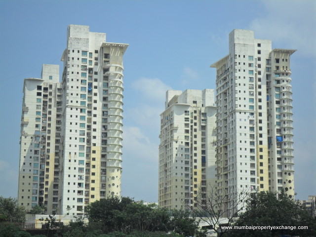 2.5 BHK in Rustomjee Ozone, Goregaon West