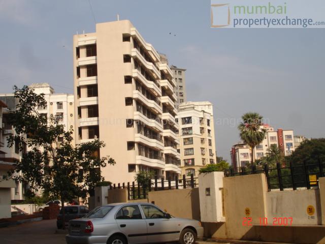 3 BHK Done Up in Rustomjee Riviera, Malad West - Photo 5