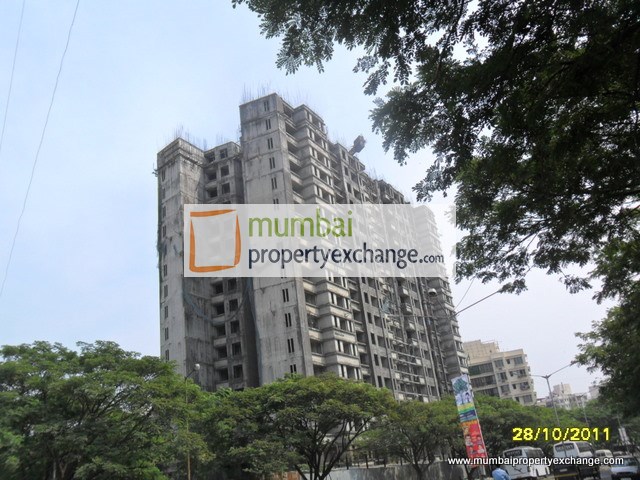 3 BHK Semi-Furnished in Evershine Crown, Kandivali East - Photo 5