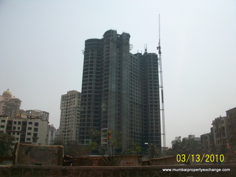 4 BHK Fully Furnished in Vishnu Shivam Tower, Kandivali East - Photo 3