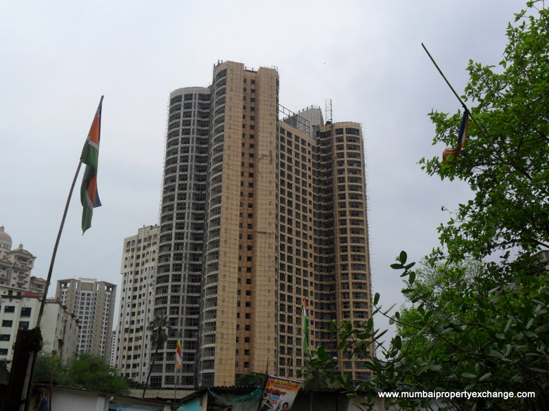 4 BHK Fully Furnished in Vishnu Shivam Tower, Kandivali East - Photo 4