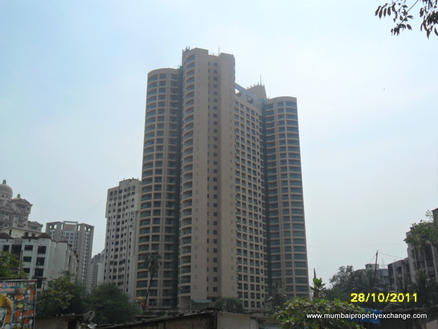 4 BHK Fully Furnished in Vishnu Shivam Tower, Kandivali East - Photo 6