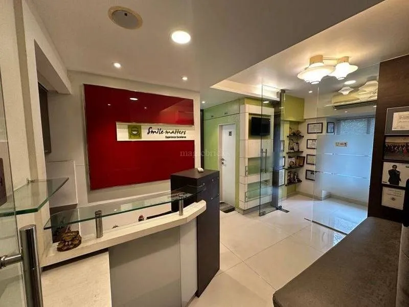 Office Unfurnished in Pali Hill Apartment , Bandra West