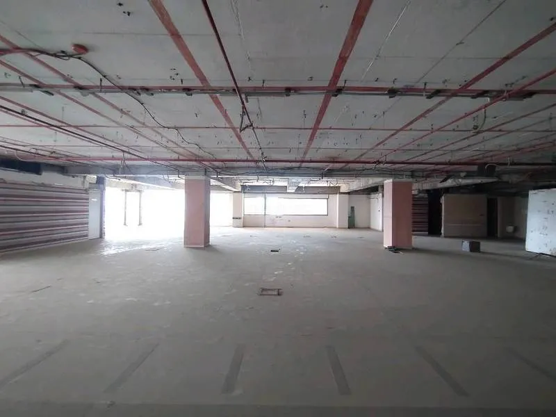 Commercial Office Space Trade center, Bandra Kurla Complex — for Sale