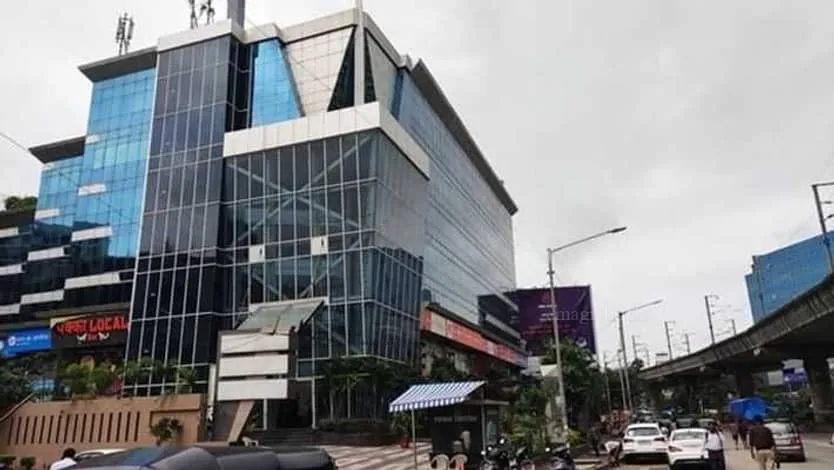 Commercial Office Space Fully Furnished in Town Centre, Andheri East - Photo 2