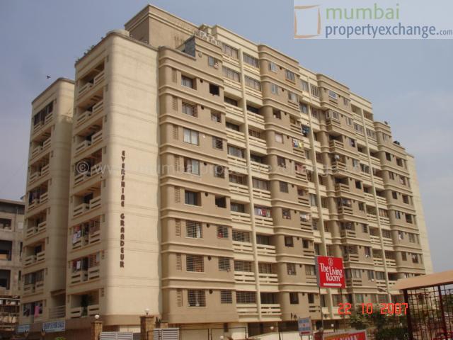 3 BHK Semi-Furnished in Evershine Grandeur , Malad West
