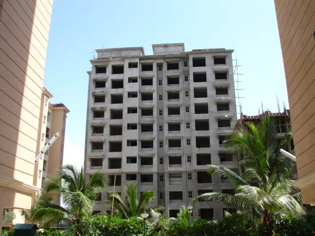 2 BHK in Palm Court, Malad West - Photo 2